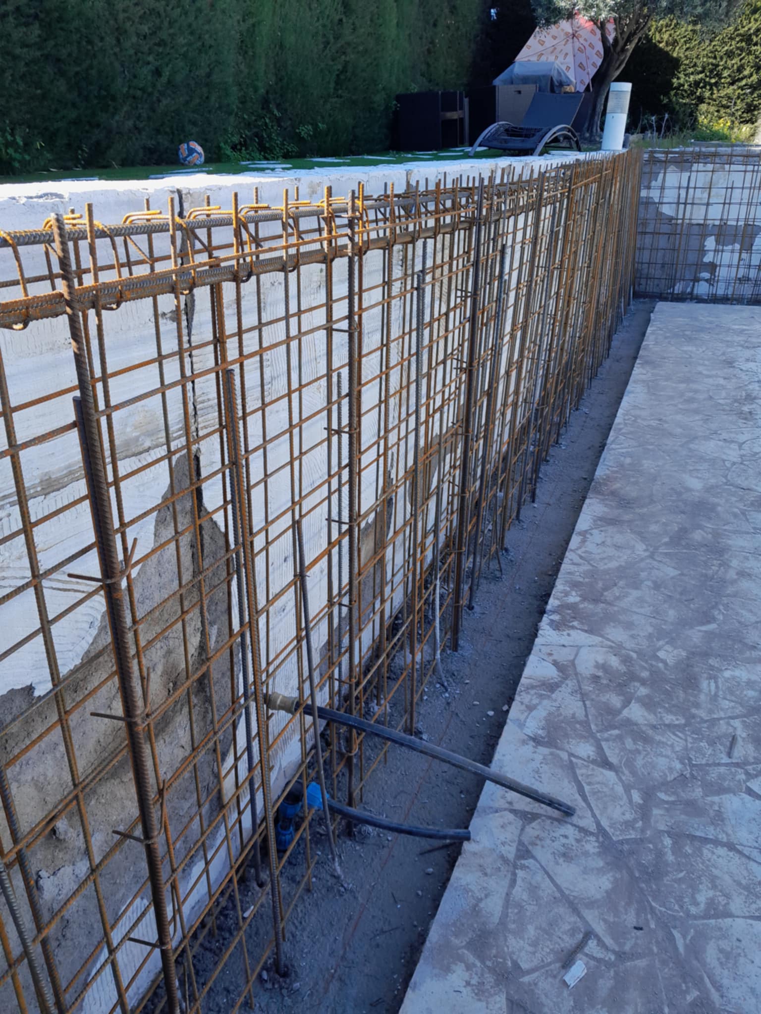 Construction d'un mur de soutènement