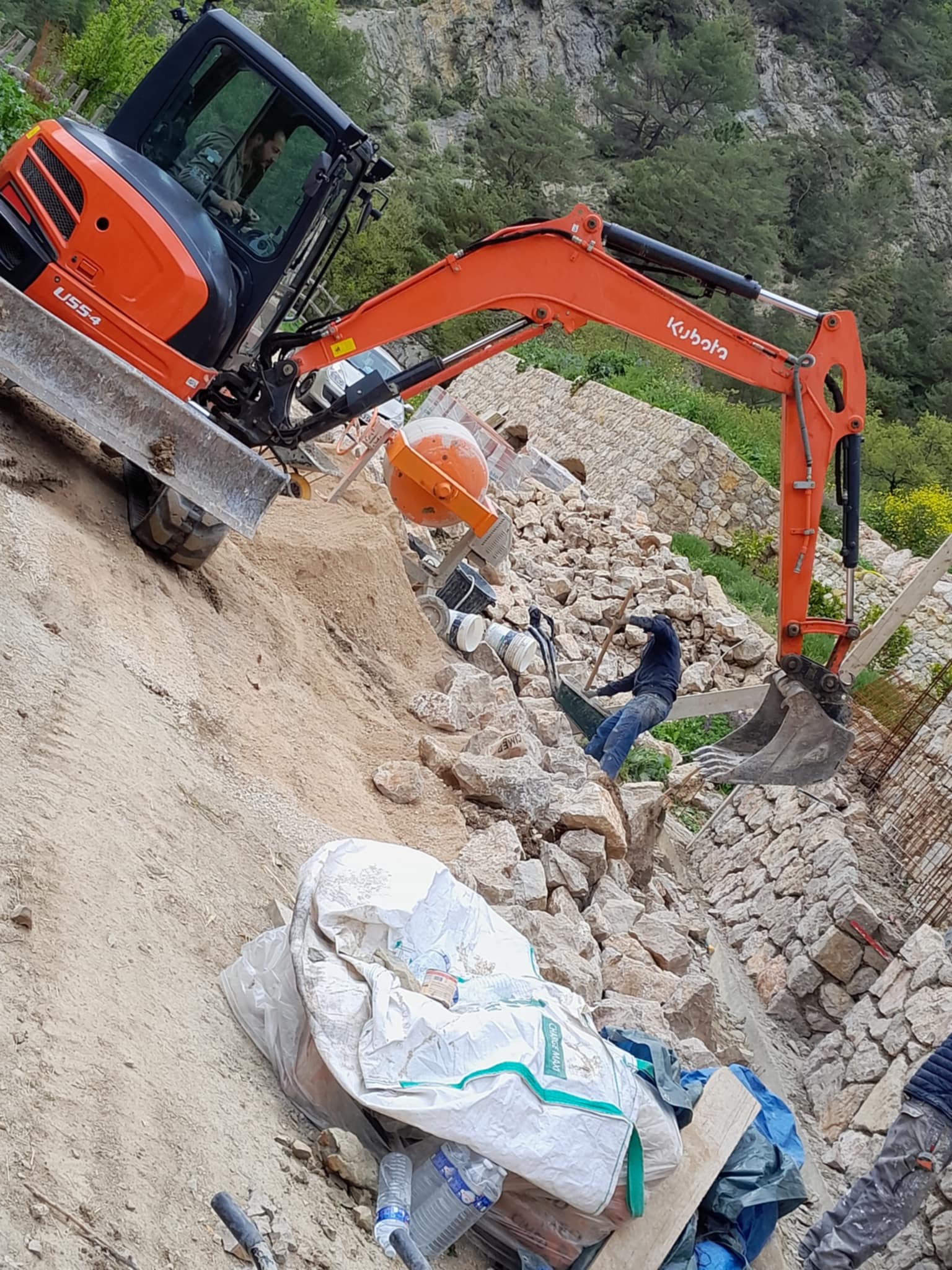 Construction d'une maison en pierre