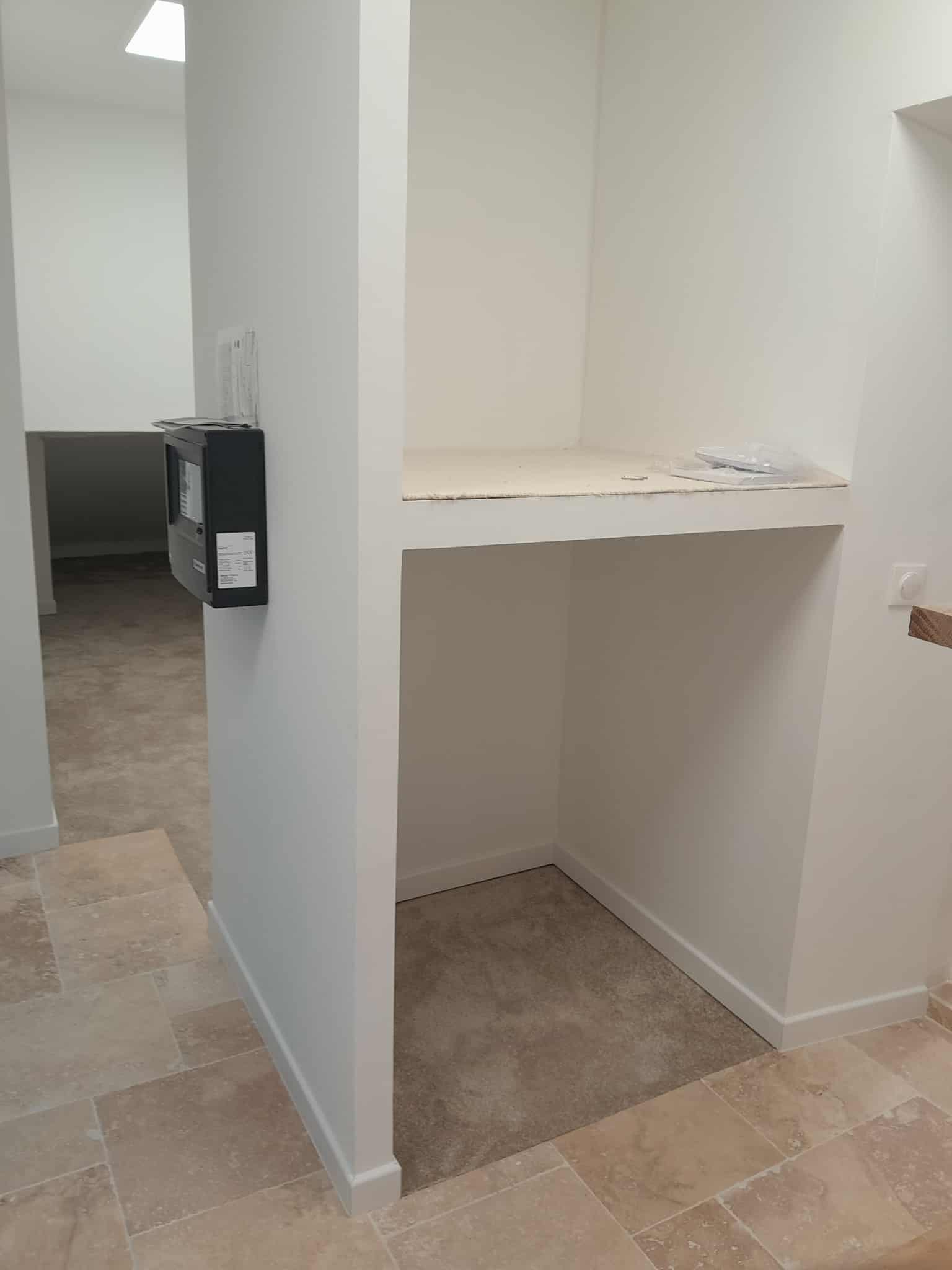 Construction d'une niche en placo type cabine